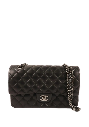 CHANEL Pre-Owned 25 Classic turn-lock shoulder bag - Black