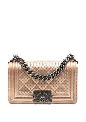 CHANEL Pre-Owned 2014-2015 Small Quilted Perforated Metallic Lambskin Boy Flap crossbody bag - Pink