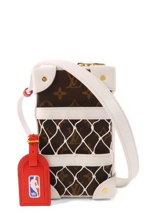 Louis Vuitton Pre-Owned x NBA Soft Trunk Monogram shoulder bag - Brown