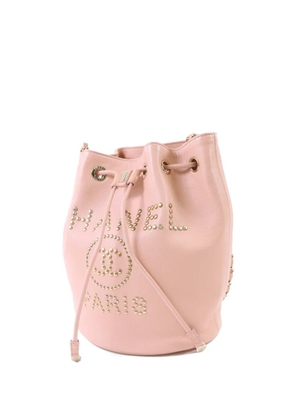 CHANEL Pre-Owned Deauville stud-embellished bucket bag - Pink