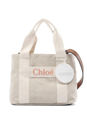 Chloé Pre-Owned Woody canvas tote bag - Neutrals