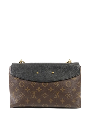 Louis Vuitton Pre-Owned Saint Placide monogram shoulder bag - Brown