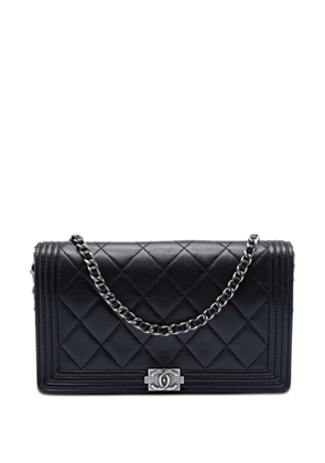 CHANEL Pre-Owned 2014-2015 Quilted Lambskin Boy Wallet On Chain shoulder bag - Black