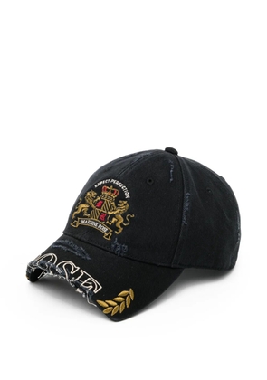 Martine Rose distressed crest-embroidered cap - Black
