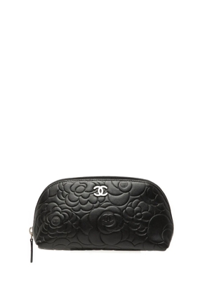 CHANEL Pre-Owned 2010-2011 Embossed Lambskin Camellia pouch - Black