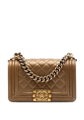 CHANEL Pre-Owned 2012 Small Quilted Metallic Lambskin Boy Flap shoulder bag - Gold