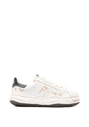 Maison MIHARA YASUHIRO Blakey distressed sneakers - White