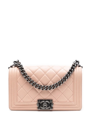 CHANEL Pre-Owned 2014 Old Medium Quilted Lambskin Boy Flap crossbody bag - Pink