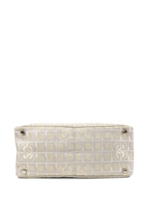 CHANEL Pre-Owned New Travel Line tote bag - Neutrals
