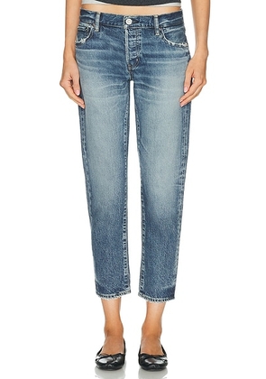 Moussy Vintage Mendon Tapered Jeans in Blue - Blue. Size 23 (also in 25, 26, 27, 28, 29, 30, 31, 32).