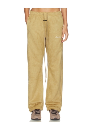 Fear of God ESSENTIALS Signature Relaxed Pant in Olive. Size XS. Also in S, M, XL.