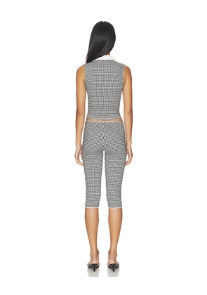 MORE TO COME Tarah Capri Set in Black,White. Size XXS. Also in XS.