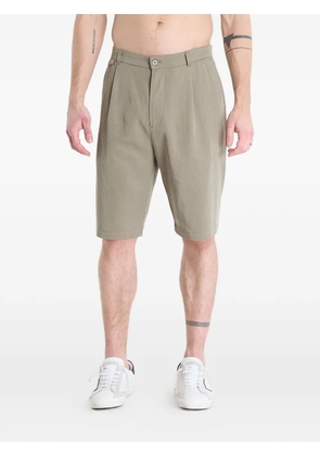 GUESS USA pleated-details shorts - Green