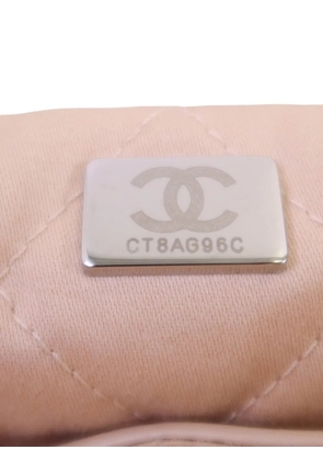 CHANEL Pre-Owned Chanel 22 quilted shoulder bag - Neutrals