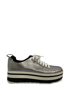 Prada Pre-Owned platform leather sneakers - Silver