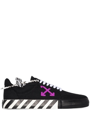 Off-White Vulcanized low-top sneakers - Black