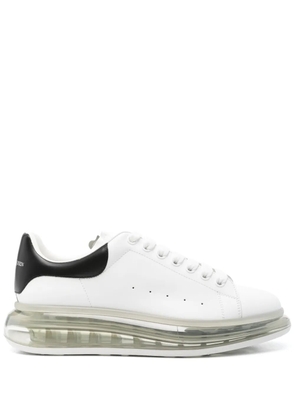 Alexander McQueen Oversized sneakers - White