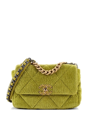 CHANEL Pre-Owned 19 Flap Bag Quilted Corduroy Medium crossbody bag - Green
