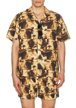 AUTO-REPLY Alex Printed Short Sleeve Linen Shirt in Tie Dye Molino - Brown. Size S (also in L, M, XL/1X).