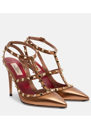 Valentino Garavani Rockstud metallic leather pumps