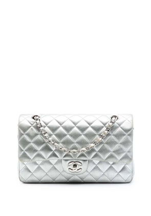 CHANEL Pre-Owned 2009-2010 Medium Classic Metallic Lambskin Double Flap shoulder bag - Silver