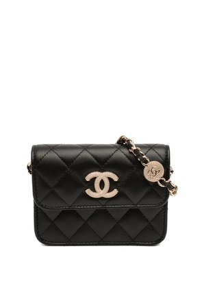 CHANEL Pre-Owned 2021-2026 CC Quilted Lambskin Strass Clutch With Chain crossbody bag - Black