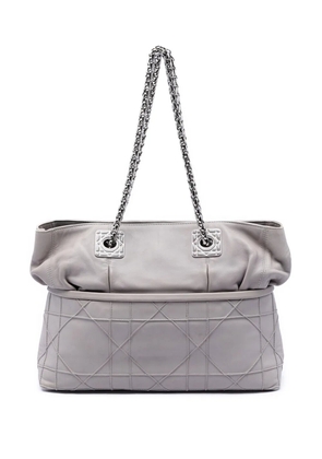 Christian Dior Pre-Owned 2011 Lambskin Cannage Granville Chain tote bag - Grey