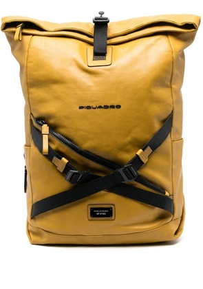 PIQUADRO debossed-logo detail backpack - Yellow