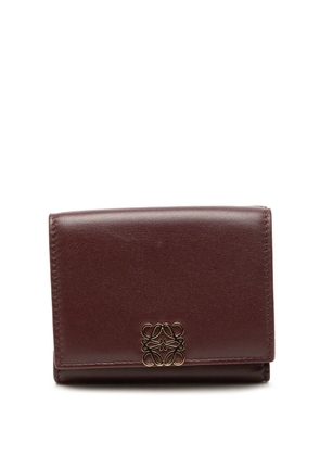Loewe Pre-Owned 2024 Leather Anagram Trifold Wallet small wallets - Red