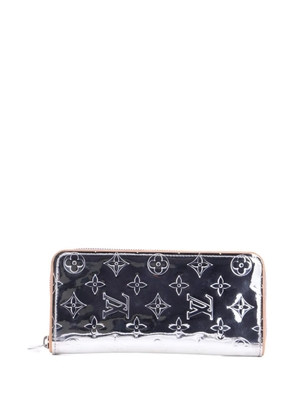Louis Vuitton Pre-Owned Zippy Wallet Monogram Mirror Coated Canvas Vertical small wallets - Silver
