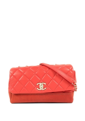 CHANEL Pre-Owned CC turn-lock shoulder bag - Red