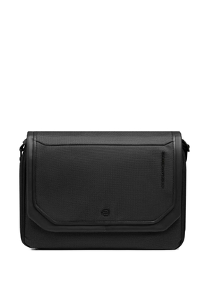 PIQUADRO textured-foldover messenger bag - Black