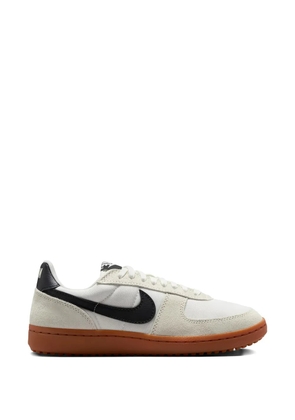 Nike Field General lace-up sneakers - White