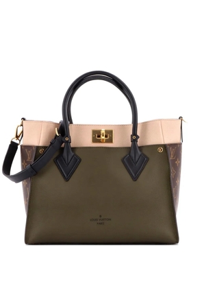 Louis Vuitton Pre-Owned On My Side Leather with Monogram Canvas MM tote bag - Green