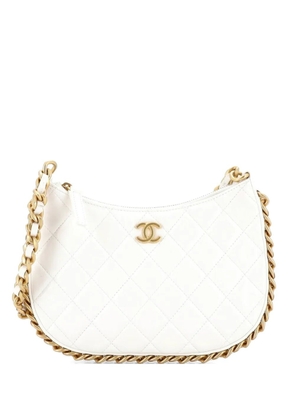 CHANEL Pre-Owned CC Chain Around Quilted Lambskin hobo bag - White