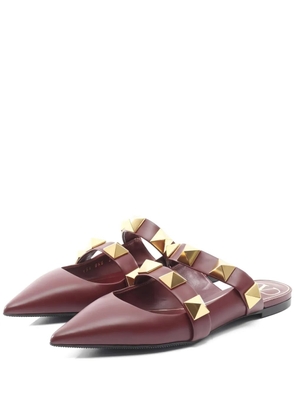 Valentino Garavani Pre-Owned 2010s Rockstud-detailed mules - Red