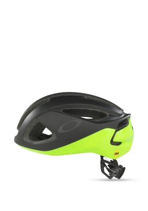 Oakley ARO3 cycling helmet - Black