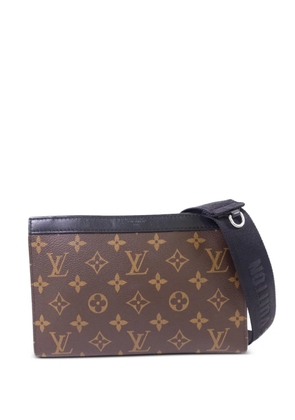 Louis Vuitton Pre-Owned Gaston shoulder bag - Brown