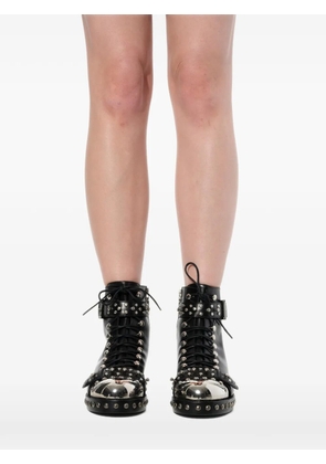 Alexander McQueen stud-embellished metal-toe ankle boots - Black