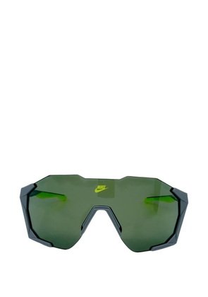Nike Charged Shield geometric-frame sunglasses - Grey