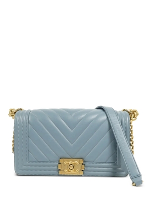 CHANEL Pre-Owned Boy chevron shoulder bag - Blue