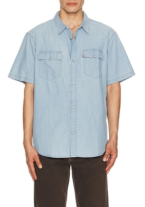 LEVI'S Short Sleeve Relaxed Fit Western Shirt in New Hyde Chambray - Blue. Size M (also in S, L, XL/1X).