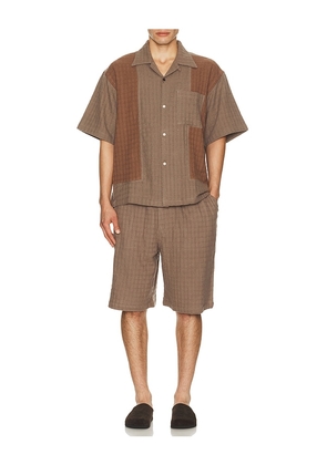 Kardo Eddie Shirt in Taupe. Size S. Also in M, L, XL/1X.