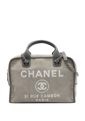 CHANEL Pre-Owned 2015-2016 Large Canvas Deauville Bowling Bag satchel - Grey