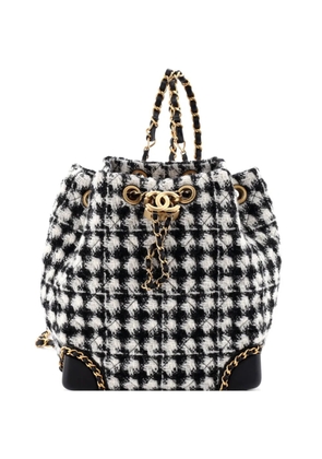CHANEL Pre-Owned Chained Drawstring CC Bucket Quilted Houndstooth Tweed Small backpack - Black