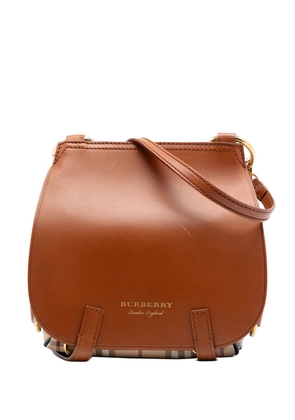 Burberry Pre-Owned 2000-2017 Large Leather and Haymarket Check Coated Canvas Bridle Saddle crossbody bag - Brown