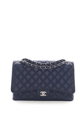 CHANEL Pre-Owned 2009-2010 Maxi Classic Caviar Double Flap shoulder bag - Blue
