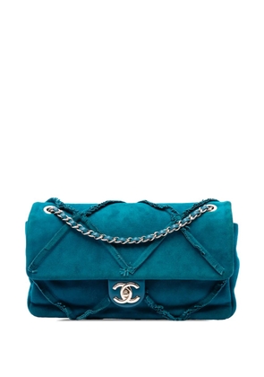 CHANEL Pre-Owned 2019 Suede Goatskin Diamond Fringe Flap shoulder bag - Blue
