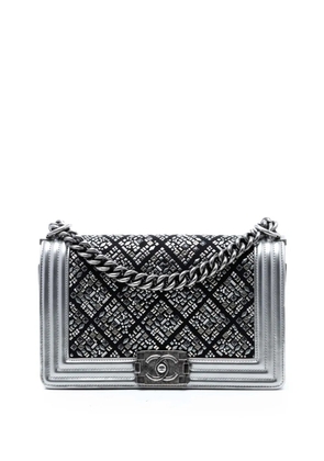 CHANEL Pre-Owned 2017-2018 Old Medium Calfskin Crystal Embellished Boy Flap crossbody bag - Silver