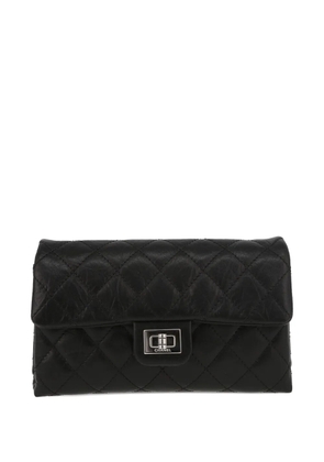 CHANEL Pre-Owned Pochette quilted leather belt bag - Black